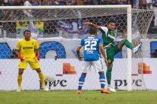 Persebaya Cari Solusi...