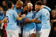 Hat-trick Sterling Jauhi...