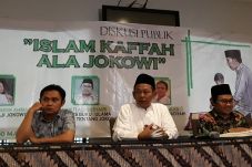 Guru Ngaji Capres 01:...