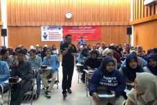 Gelar Edukasi Serentak...