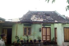 Hujan Deras dan Angin...