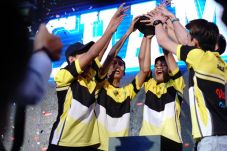 Diikuti 25.000 Gamer,...