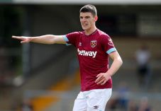 Mengenal Declan Rice,...