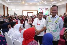 Presiden Jokowi Dialog...