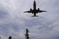 Rusia Larang Boeing...