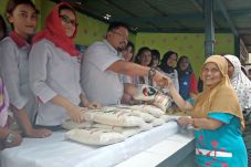 Warga Cimuning Kota...