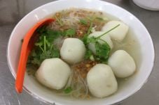 Lezatnya Bakso Ikan...