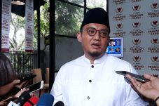 Penampilan Sandiaga...