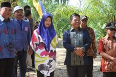 Rayakan Tradisi, Bupati...