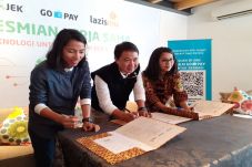 Gojek, Gopay dan Lazismu...