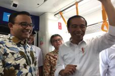 Jokowi Jajal MRT Bersama...