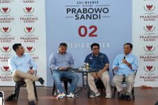 Prabowo-Sandi Bakal...