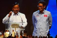 Bertemu Pengusaha, Prabowo-Sandi...