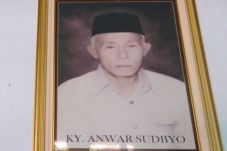 Dikenal Saleh dan Pemurah,...