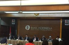 Bank Indonesia Tahan...