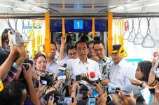 Coba MRT Kedua Kali,...