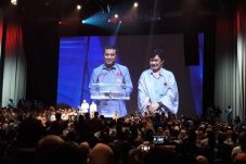 Bergabungnya Erwin Aksa...
