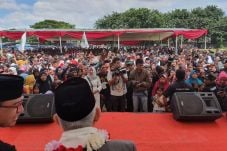 KH Maruf Amin Hadiri...