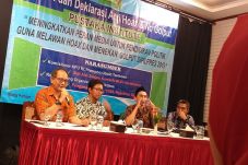 Berantas Hoaks Pakai...