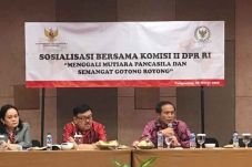 Generasi Muda Rentan...