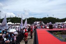 Kampanye Akbar Perdana,...