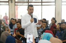 Terjun ke Politik, Sultan...