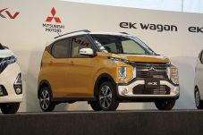 eK X Mitsubishi Xpander...