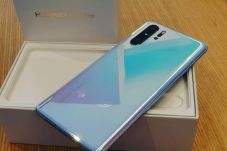 Foto Boks Huawei P30...