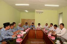 Bupati Najmul Terima...