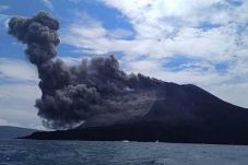 Status Gunung Anak Krakatau...