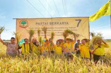 21 Tahun Reformasi,...