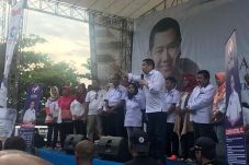 Hary Tanoesoedibjo Kenalkan...