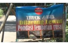 Tergerus Banjir, Jembatan...