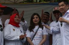 Dicurhati Nelayan, HT:...