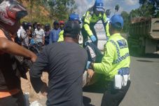 Pengendara Motor Tewas...