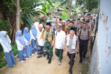 Kapolri dan Panglima...