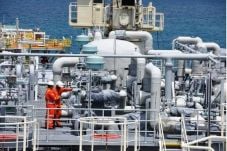 Terminal LNG Teluk Lamong...