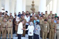 Bupati Serang dan Menpar...