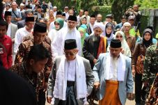 Kiai Ma&rsquo;ruf Amin...