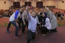 XL Dorong Mahasiswa...