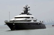 Malaysia Jual Superyacht...