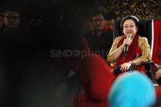 Megawati Minta Ibu-ibu...