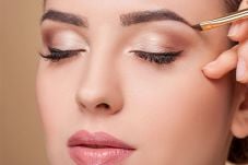 5 Tips Makeup Membuat...