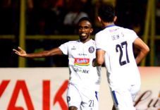 Arema Lolos ke Final...
