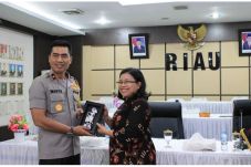 Jadi Korban Teroris,...