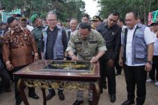 240 Hari Dodi Reza Tuntaskan...