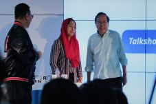 Membandingkan Pembangunan...