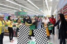Giant Lanjutkan Promosi...