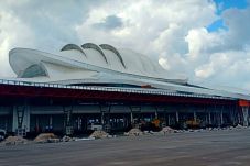 Terminal Megah-Modern...