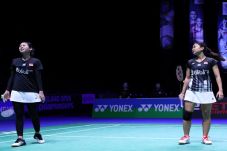 Duel Ketat, Ganda China...